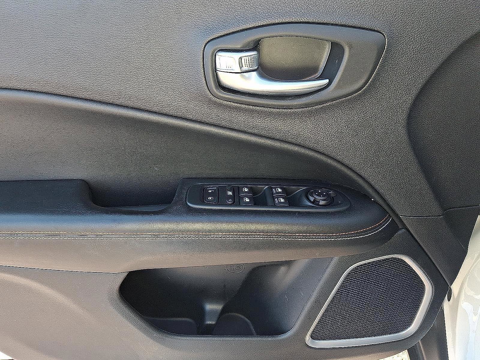 Used 2021 Jeep Compass Latitude w/ Convenience Group image 12