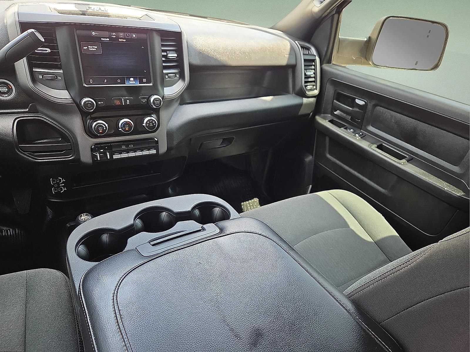 Used 2022 RAM 5500 Tradesman w/ Chrome Appearance Group AWD/4WD image 11