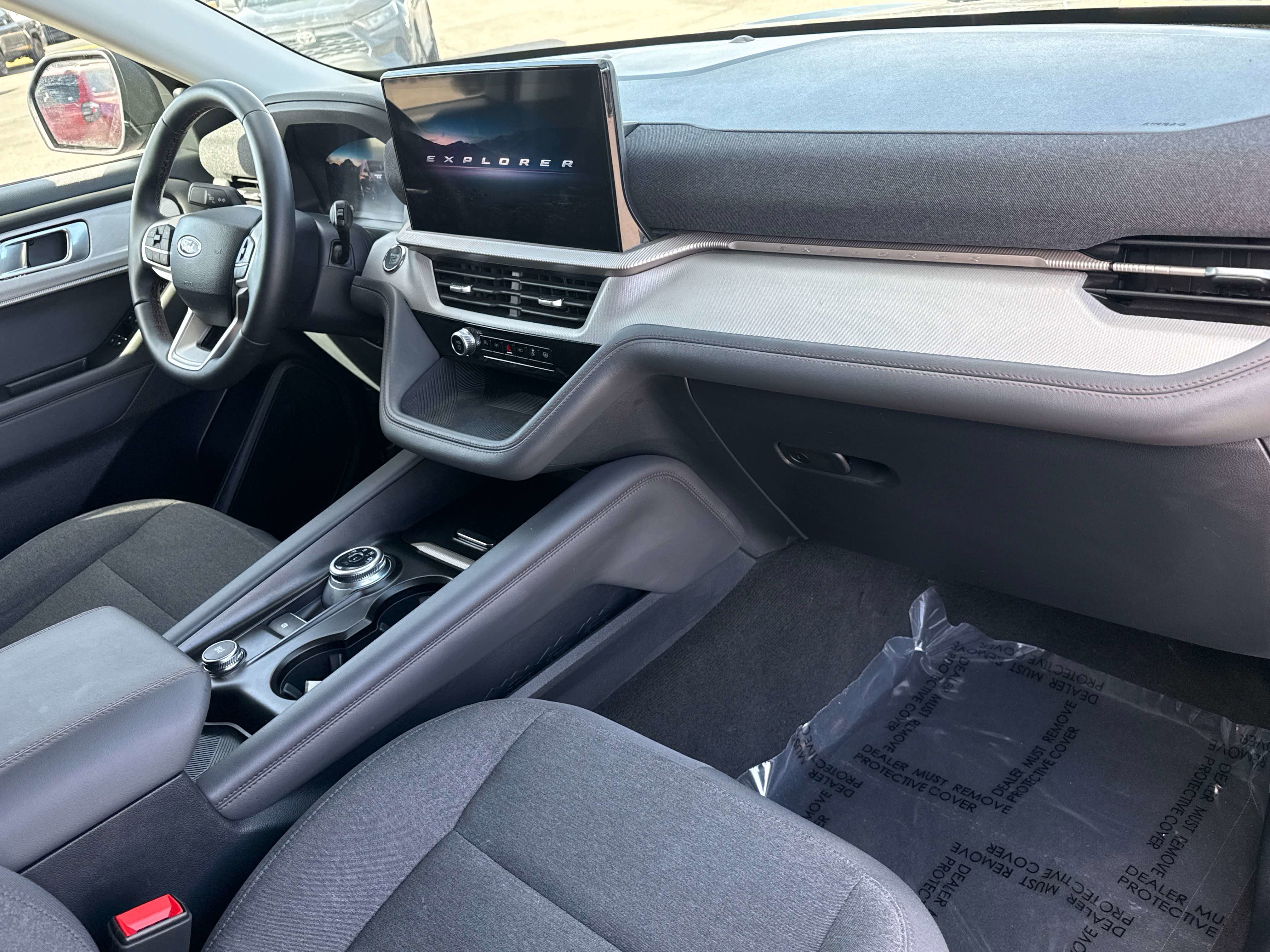 Used 2025 Ford Explorer Active image 19