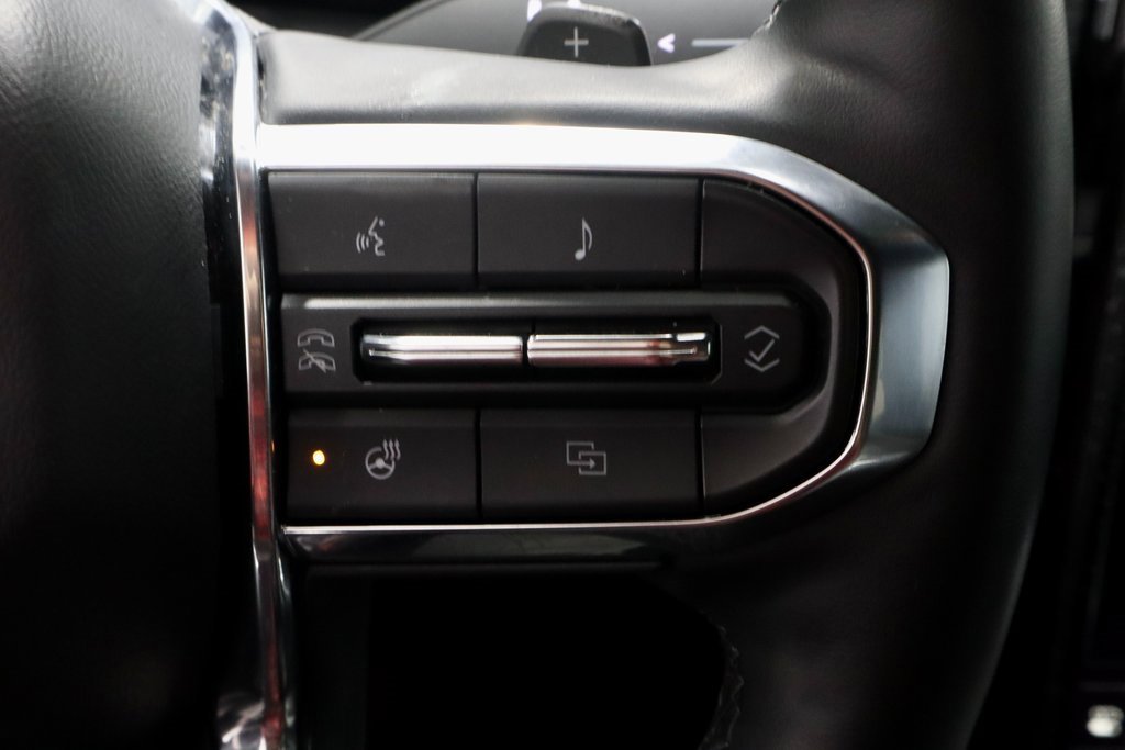 Used 2025 GMC Acadia Elevation image 31