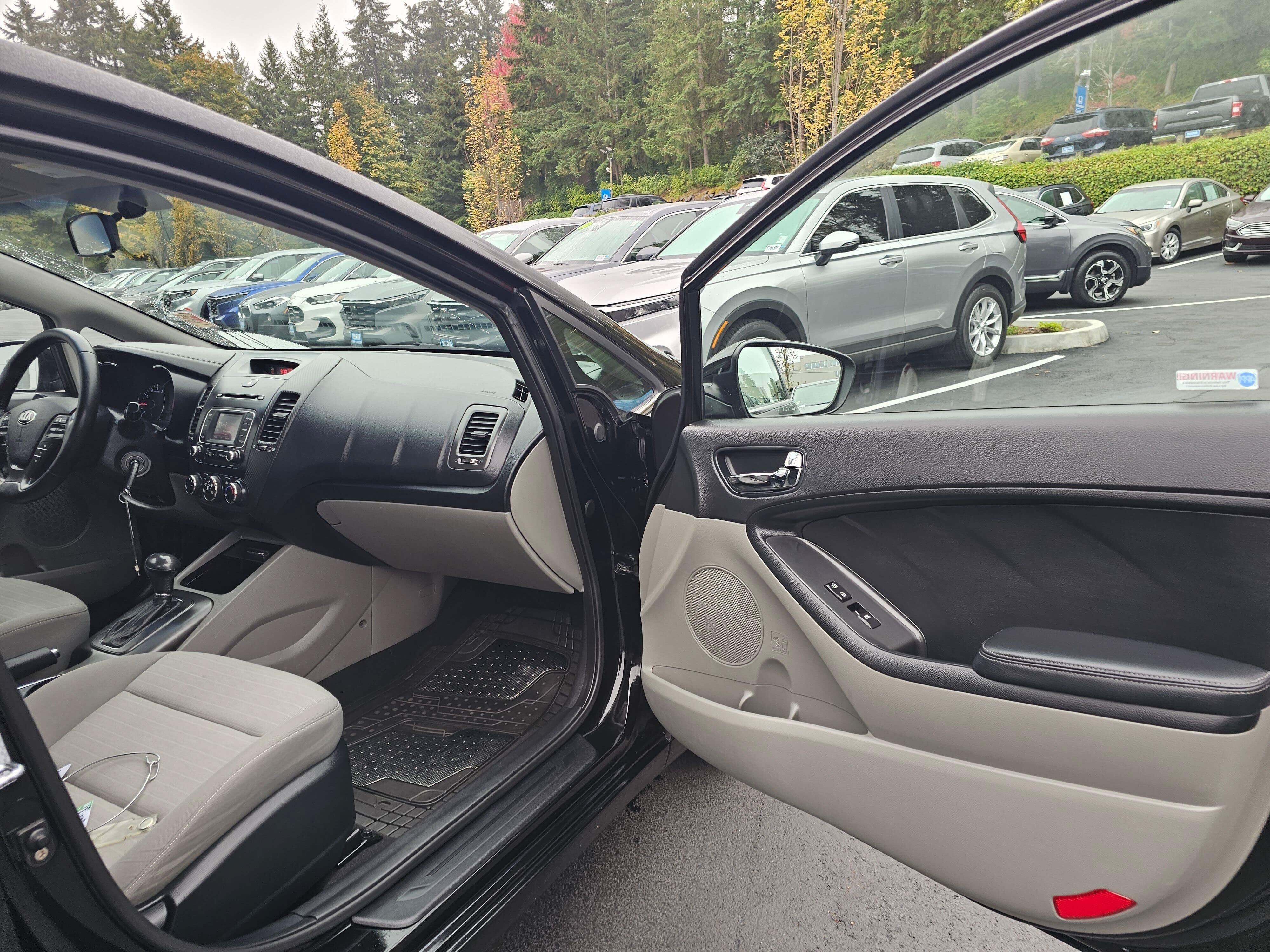 Used 2014 Kia Forte EX FWD image 12