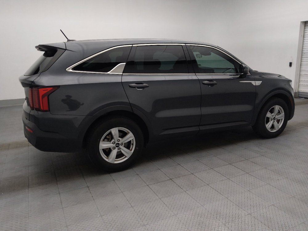 Used 2023 Kia Sorento LX FWD image 10