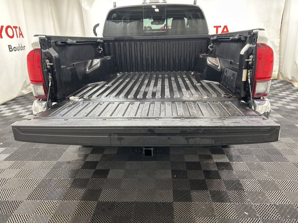 Used 2019 Toyota Tacoma SR5 image 17