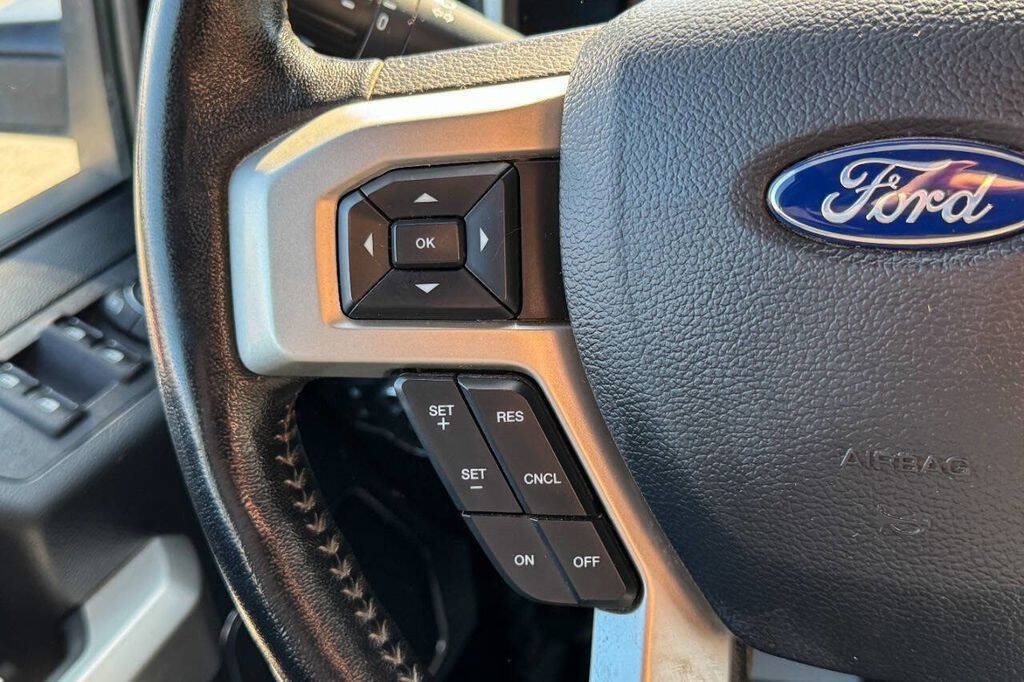 Used 2021 Ford F350 Lariat w/ Chrome Package AWD/4WD image 27