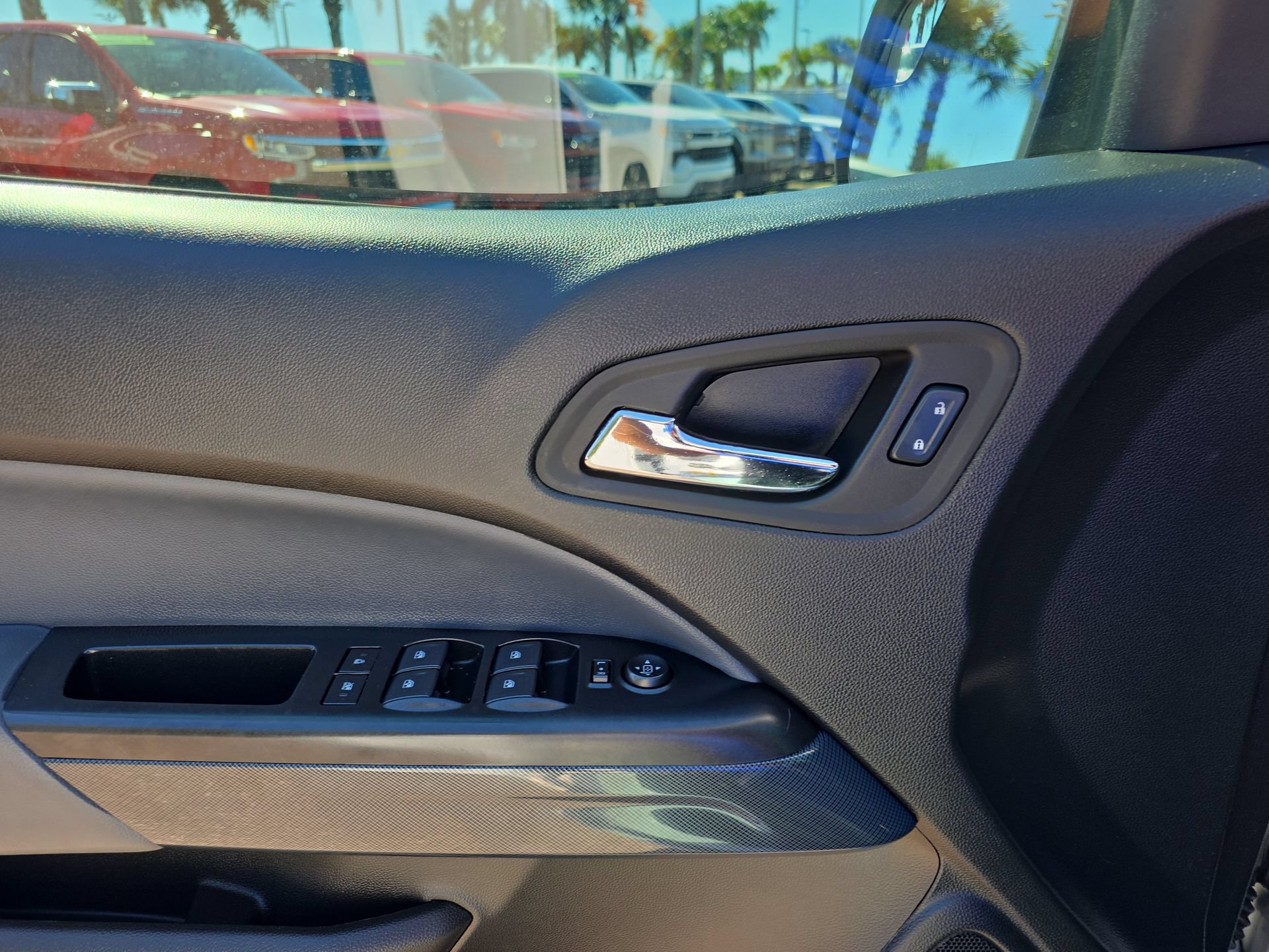 Used 2022 Chevrolet Colorado Z71 RWD image 29