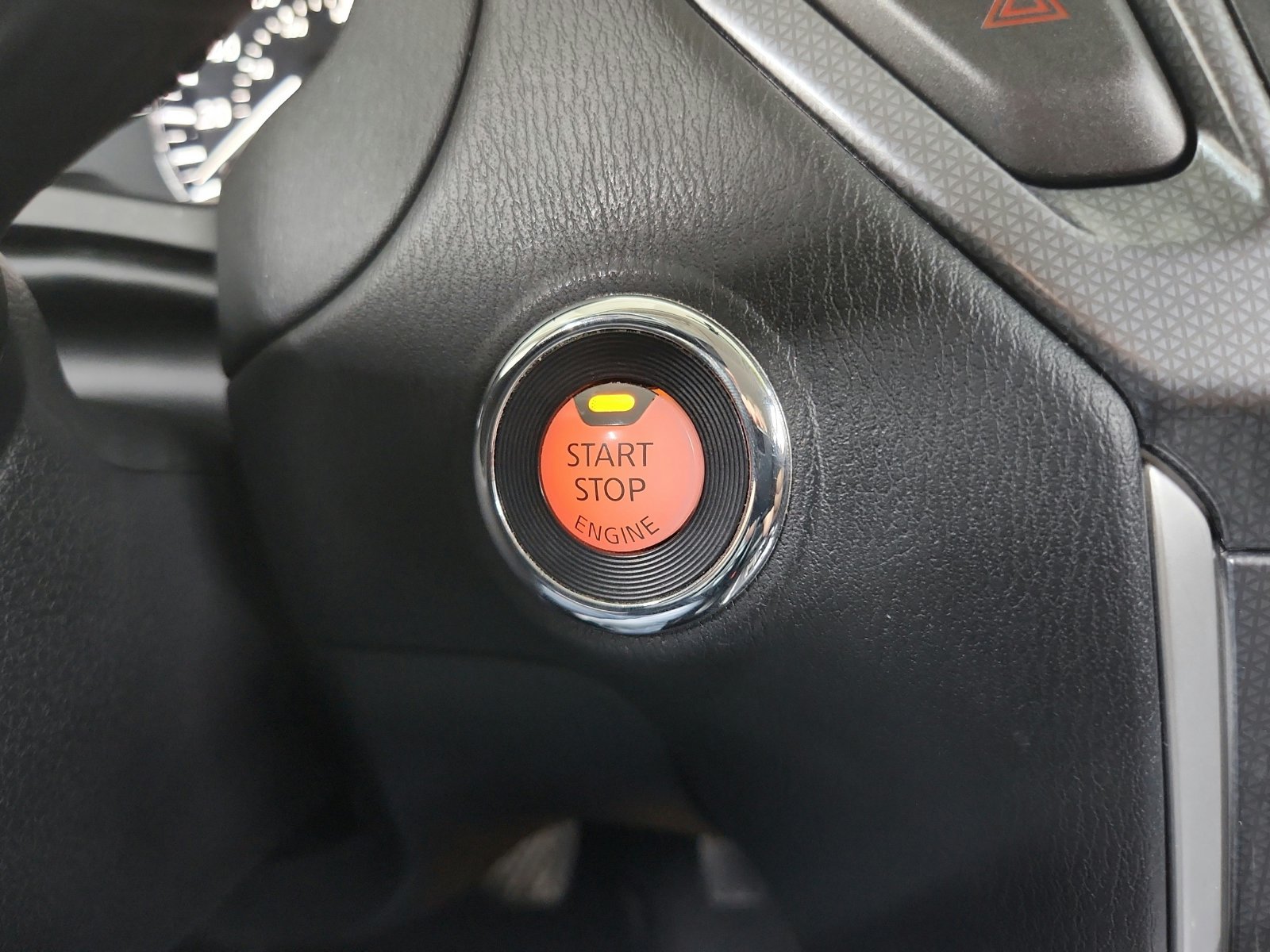 Used 2019 Nissan Pathfinder SL AWD/4WD image 21