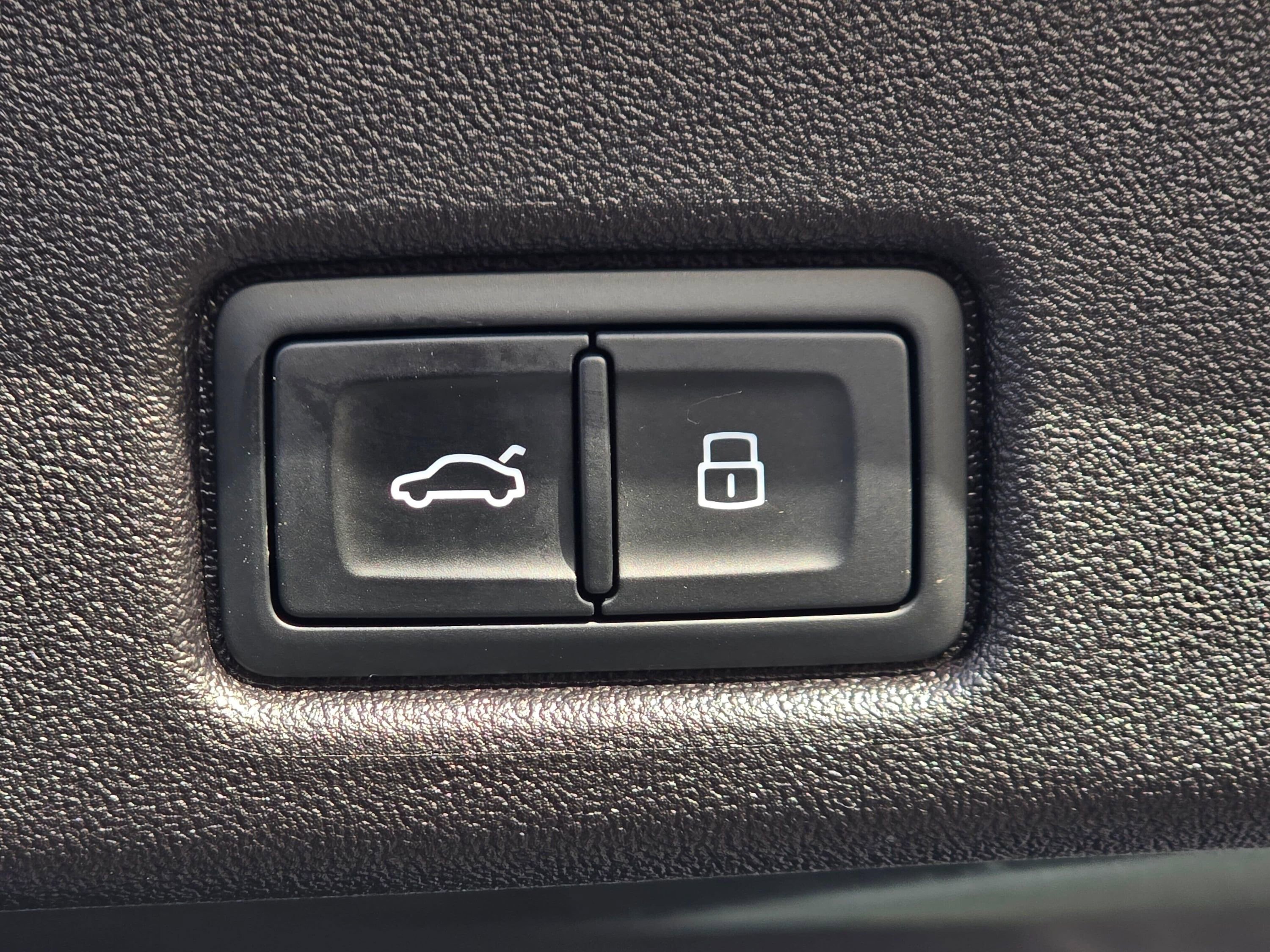 Certified 2025 Audi Q5 Premium Plus w/ Premium Plus image 24