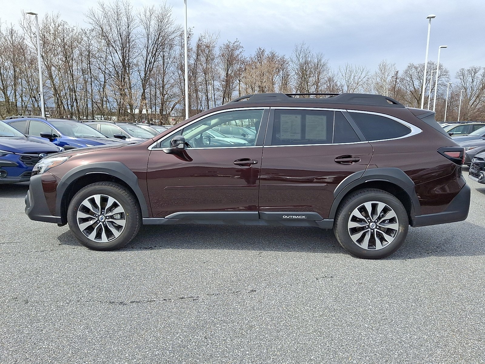 Certified 2025 Subaru Outback Limited AWD/4WD image 8