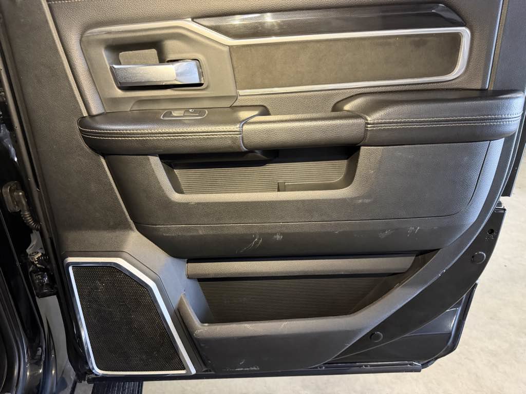 Used 2020 RAM 2500 Laramie AWD/4WD image 31