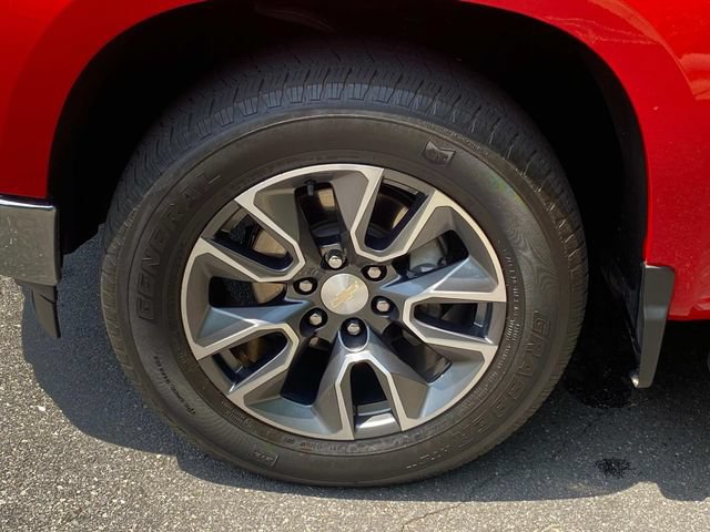 Used 2023 Chevrolet Silverado 1500 LT AWD/4WD image 6