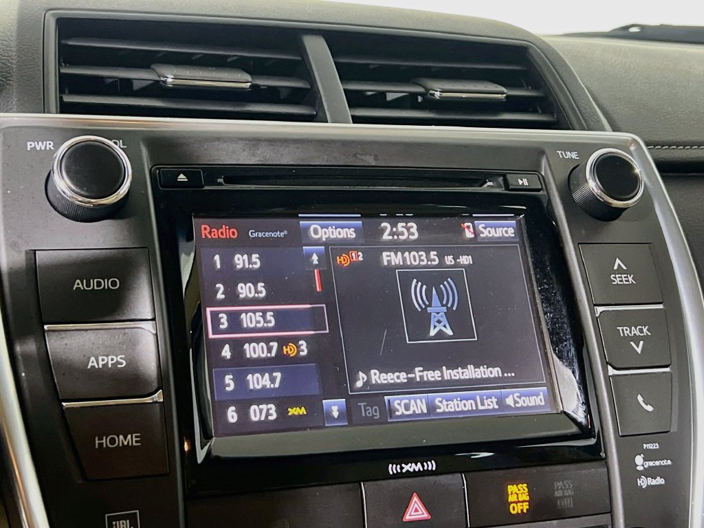 Used 2017 Toyota Camry XLE FWD image 23