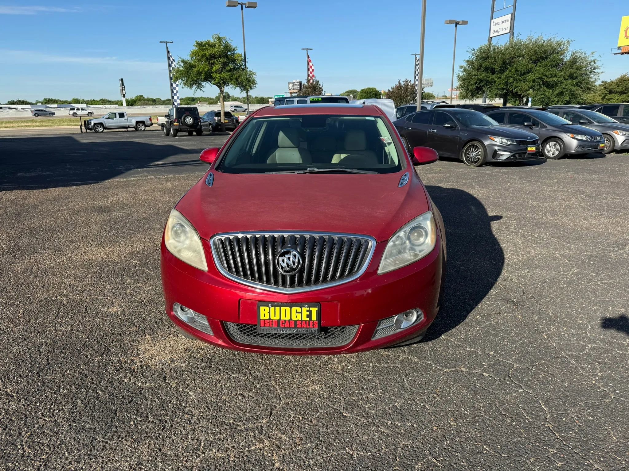 Used 2013 Buick Verano Leather image 2