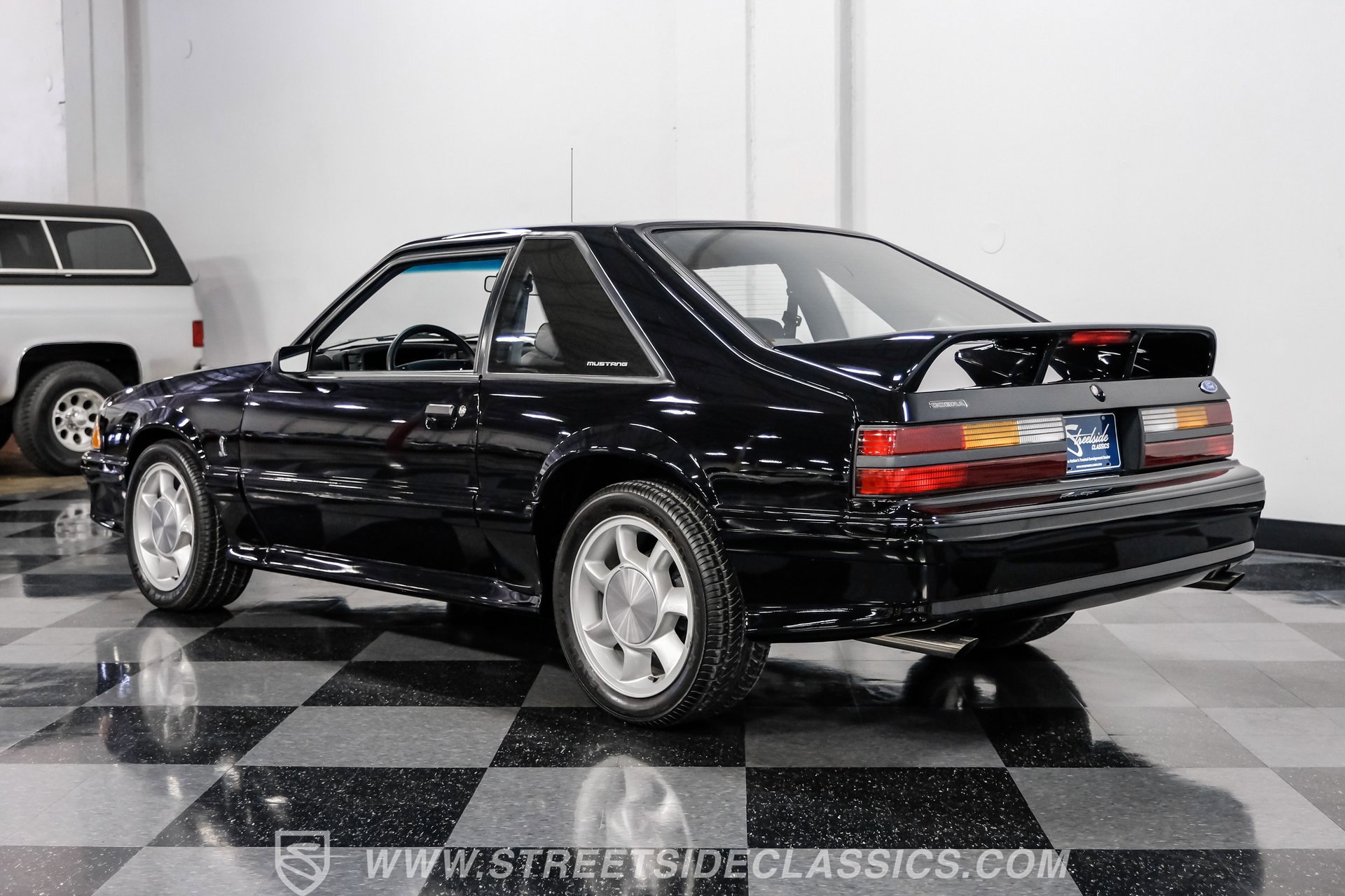Used 1993 Ford Mustang Cobra image 8