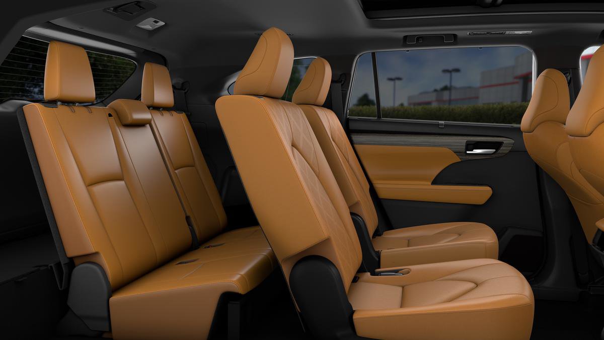 New 2026 Toyota Highlander Platinum image 59