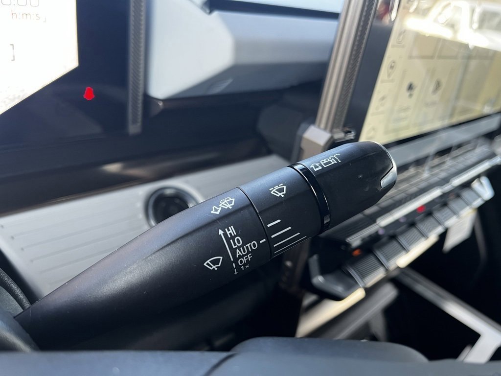 New 2025 GMC Hummer EV 3X w/ Extreme Off-Road Package image 14