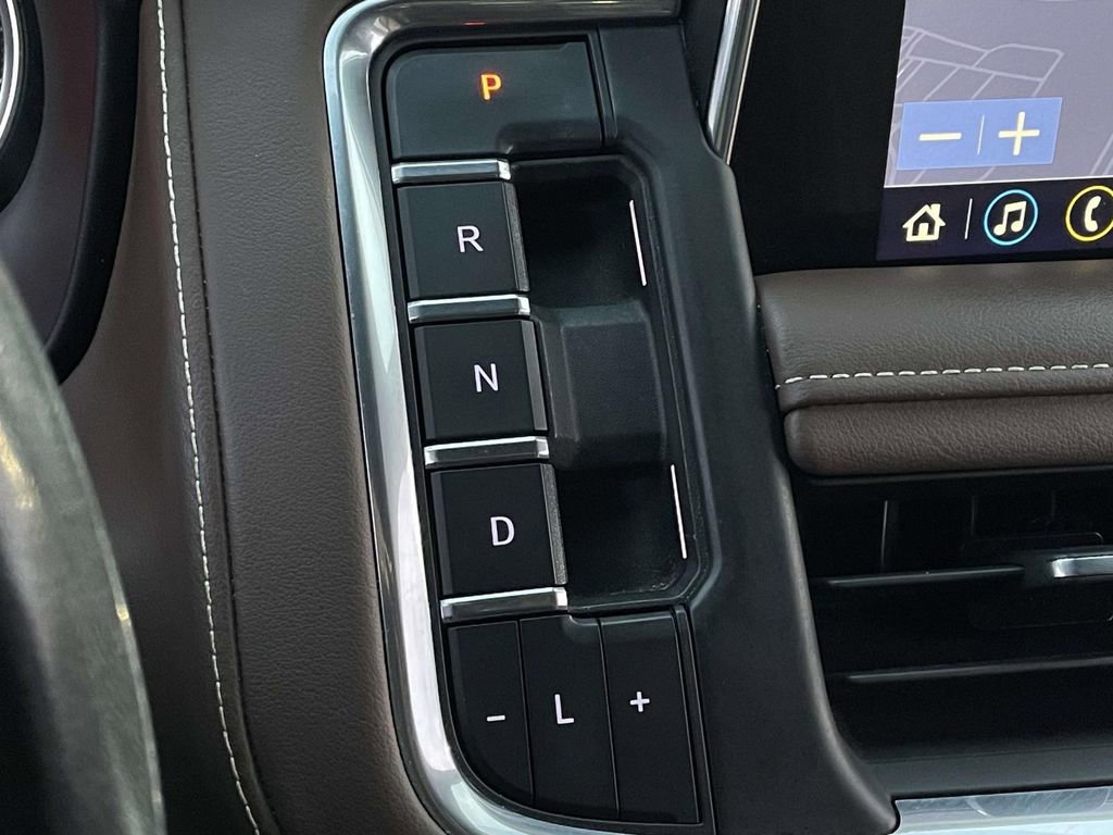 Used 2021 Chevrolet Tahoe High Country w/ Premium Package image 22