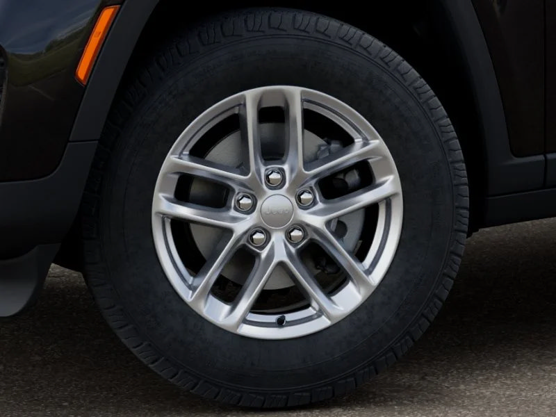 New 2026 Jeep Grand Cherokee Laredo RWD image 33