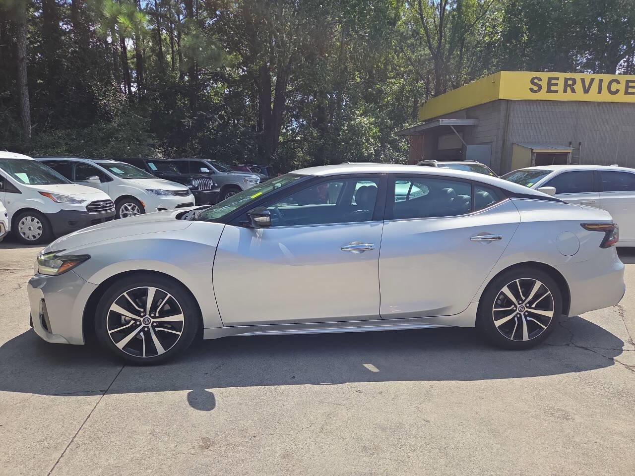 Used 2021 Nissan Maxima 3.5 SV w/ Floor Mat Group image 2
