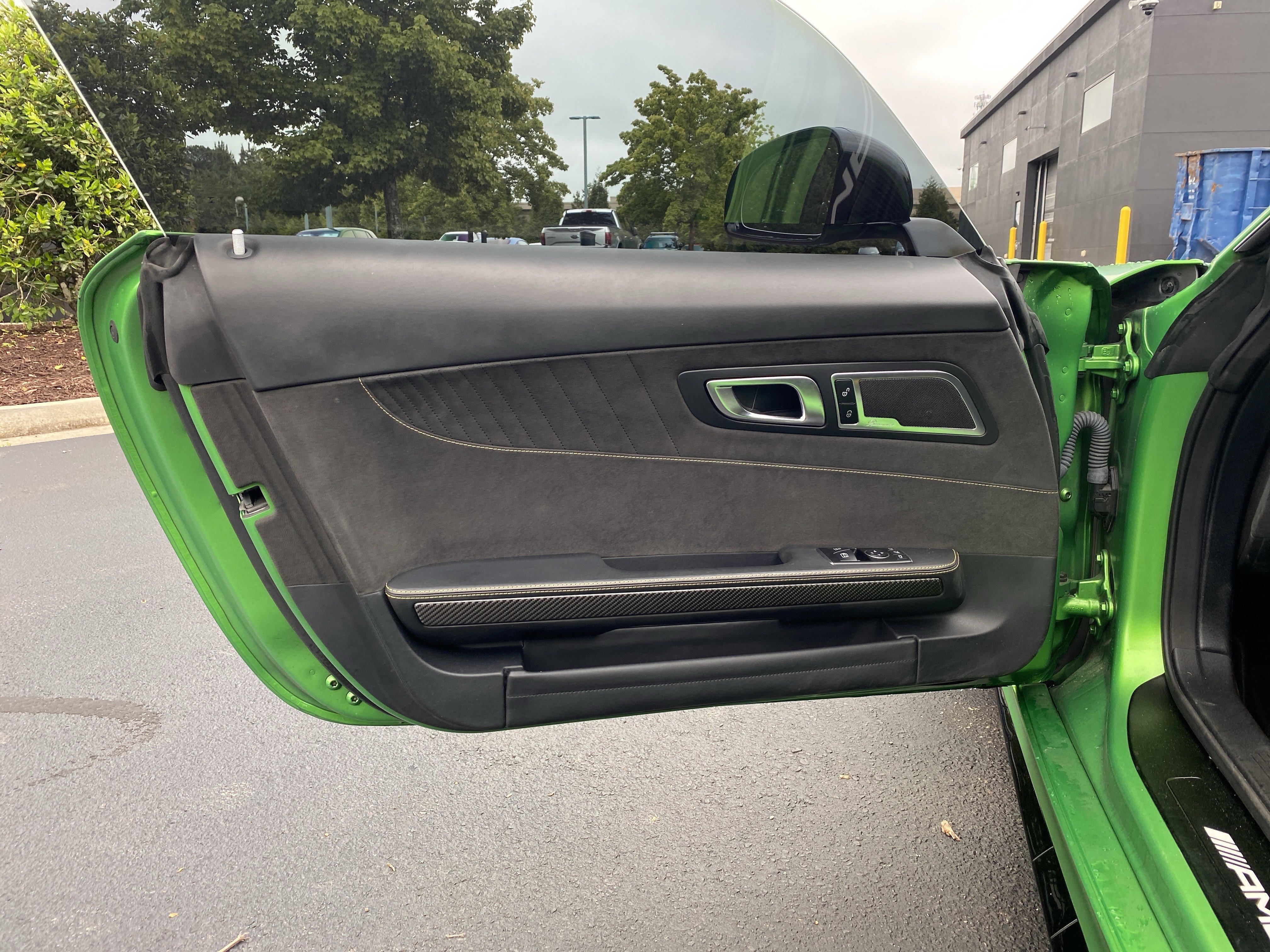 Used 2018 Mercedes-Benz AMG GT R image 19