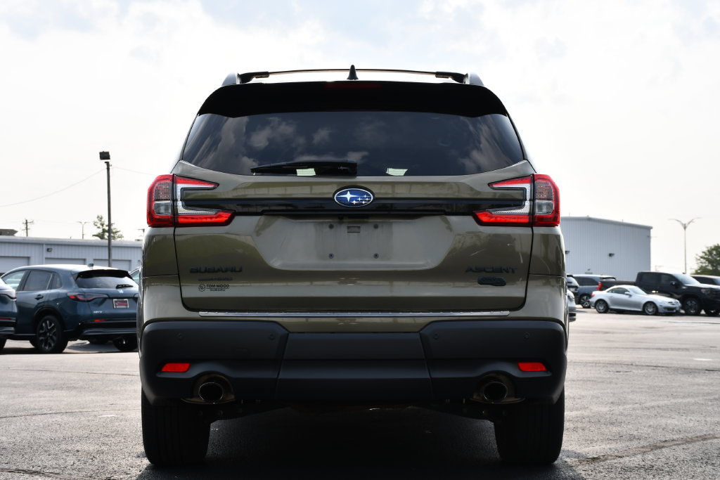 Used 2024 Subaru Ascent Onyx Edition AWD/4WD image 6