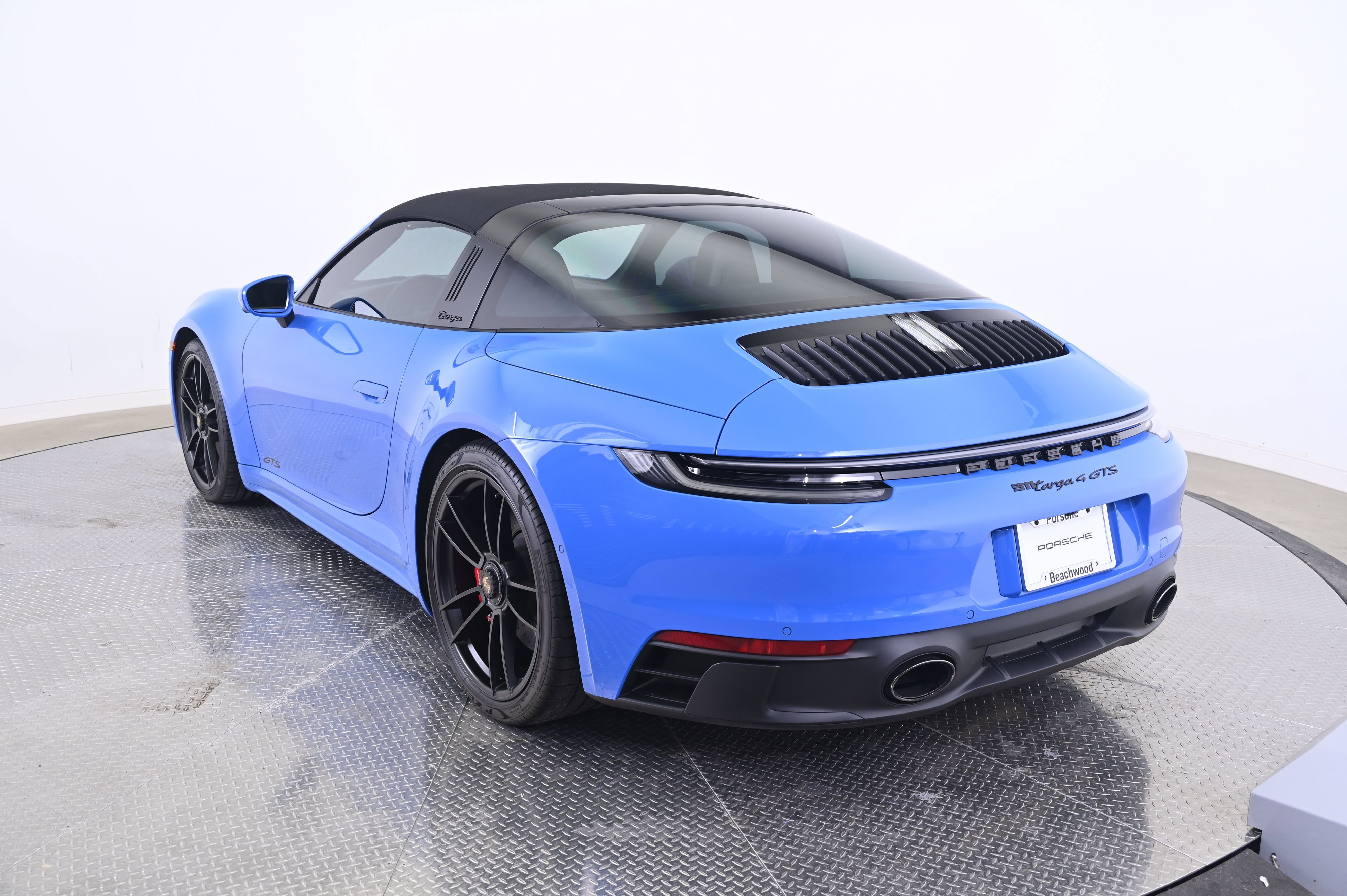 Certified 2022 Porsche 911 Targa 4S AWD/4WD image 13