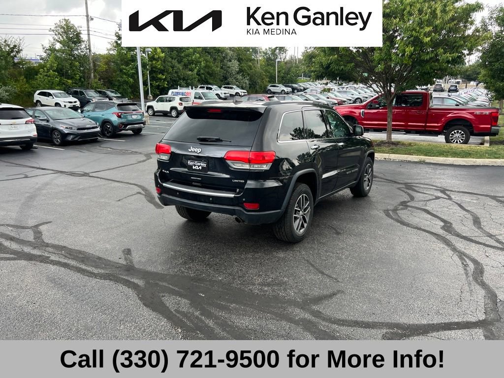 Used 2017 Jeep Grand Cherokee Limited AWD/4WD image 10
