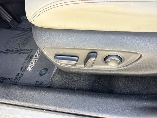 Used 2021 Toyota RAV4 XLE Premium FWD image 12