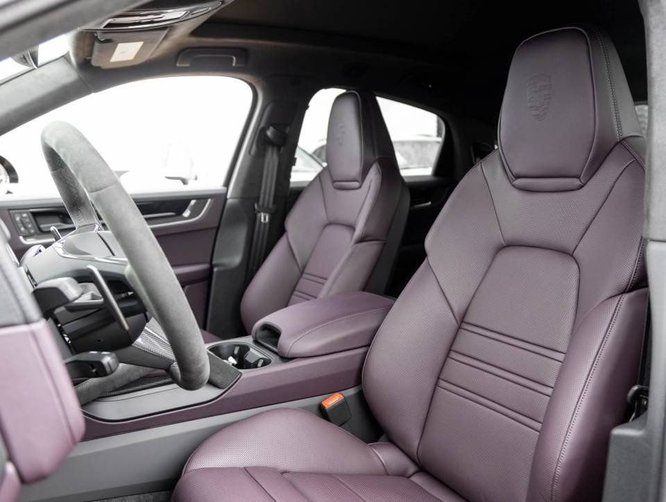 New 2026 Porsche Cayenne S image 5