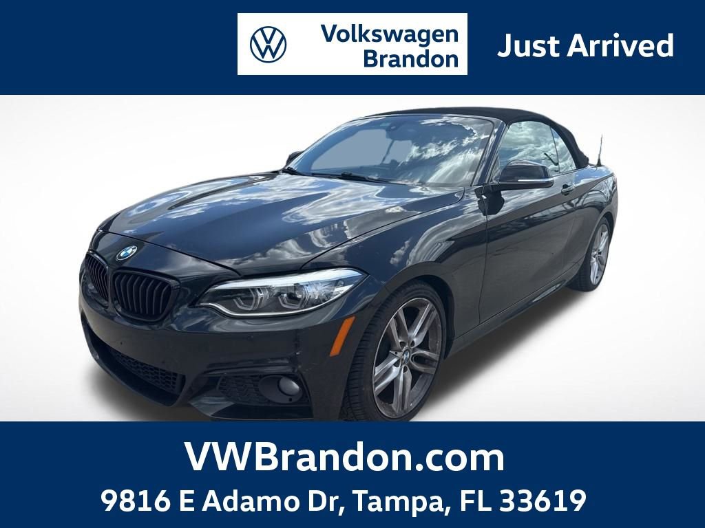 Used 2017 BMW 230i Convertible RWD image 1