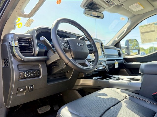 New 2025 Ford F350 Lariat w/ Lariat Ultimate Package image 14