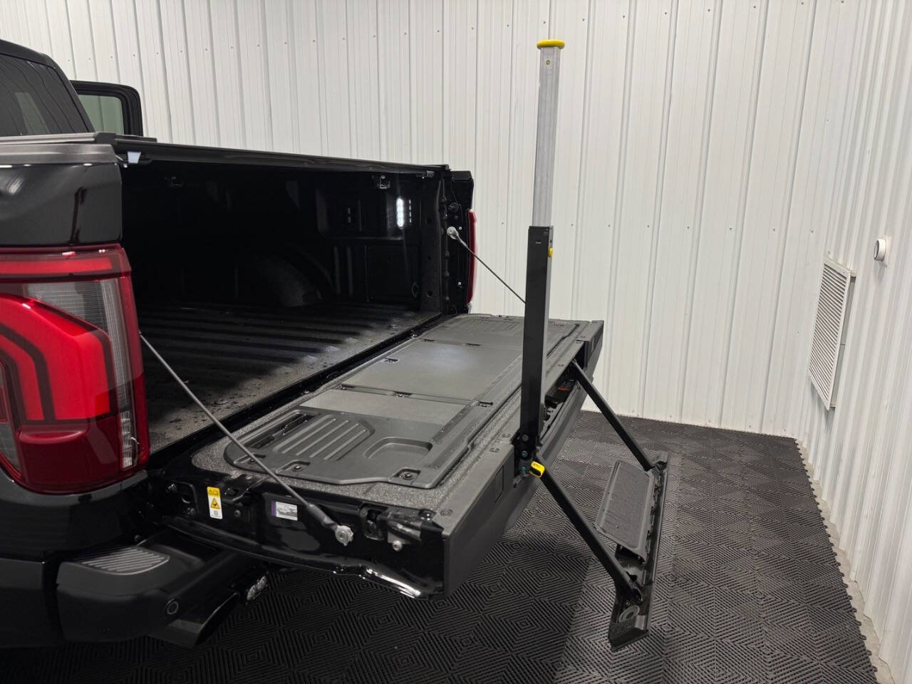 Used 2025 Ford F150 Raptor w/ Equipment Group 803A Raptor R image 37