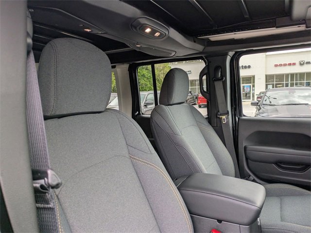 New 2025 Jeep Wrangler Sport S image 30