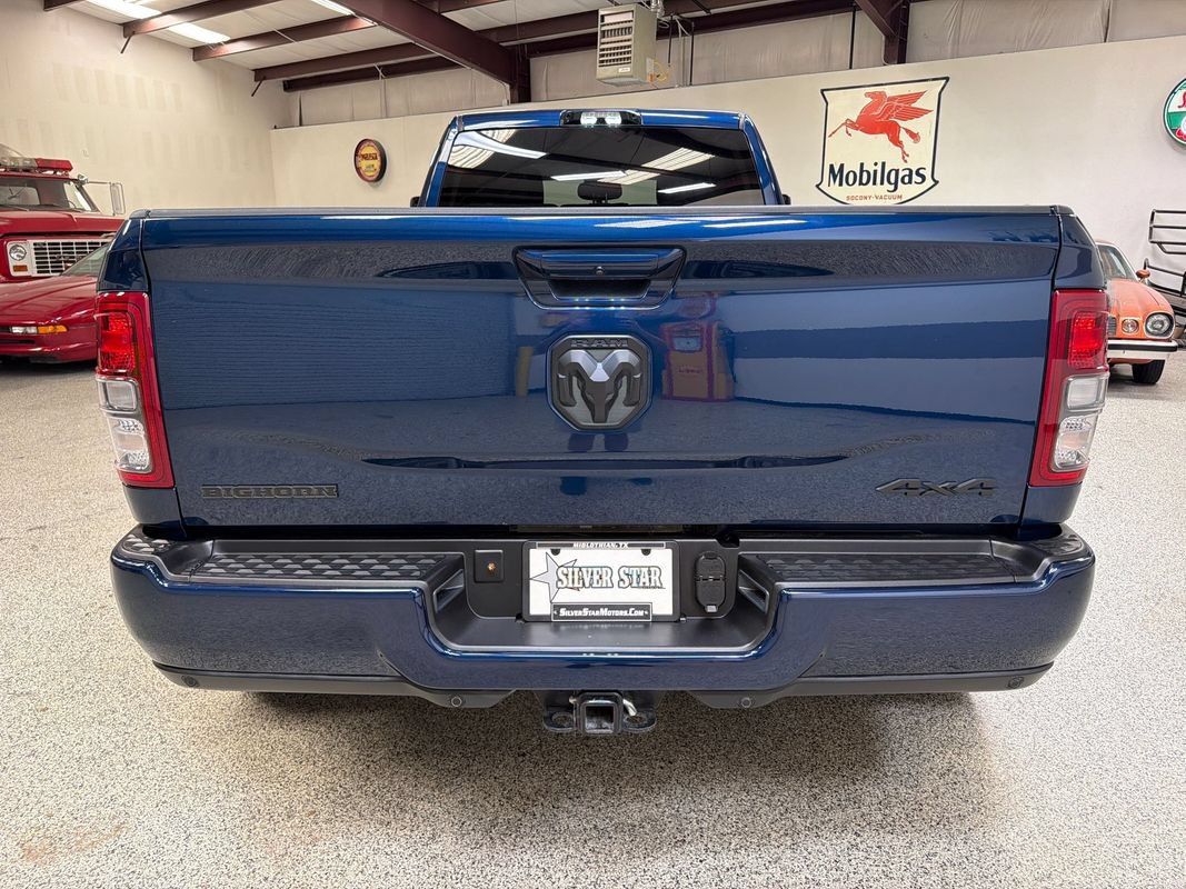 Used 2024 RAM 3500 Big Horn w/ Night Edition AWD/4WD image 6