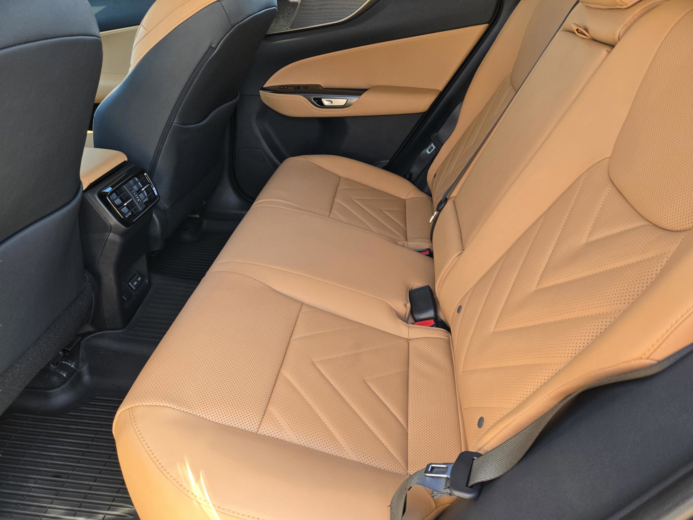 Used 2026 Lexus NX 350 AWD w/ Accessory Package (2T) image 39