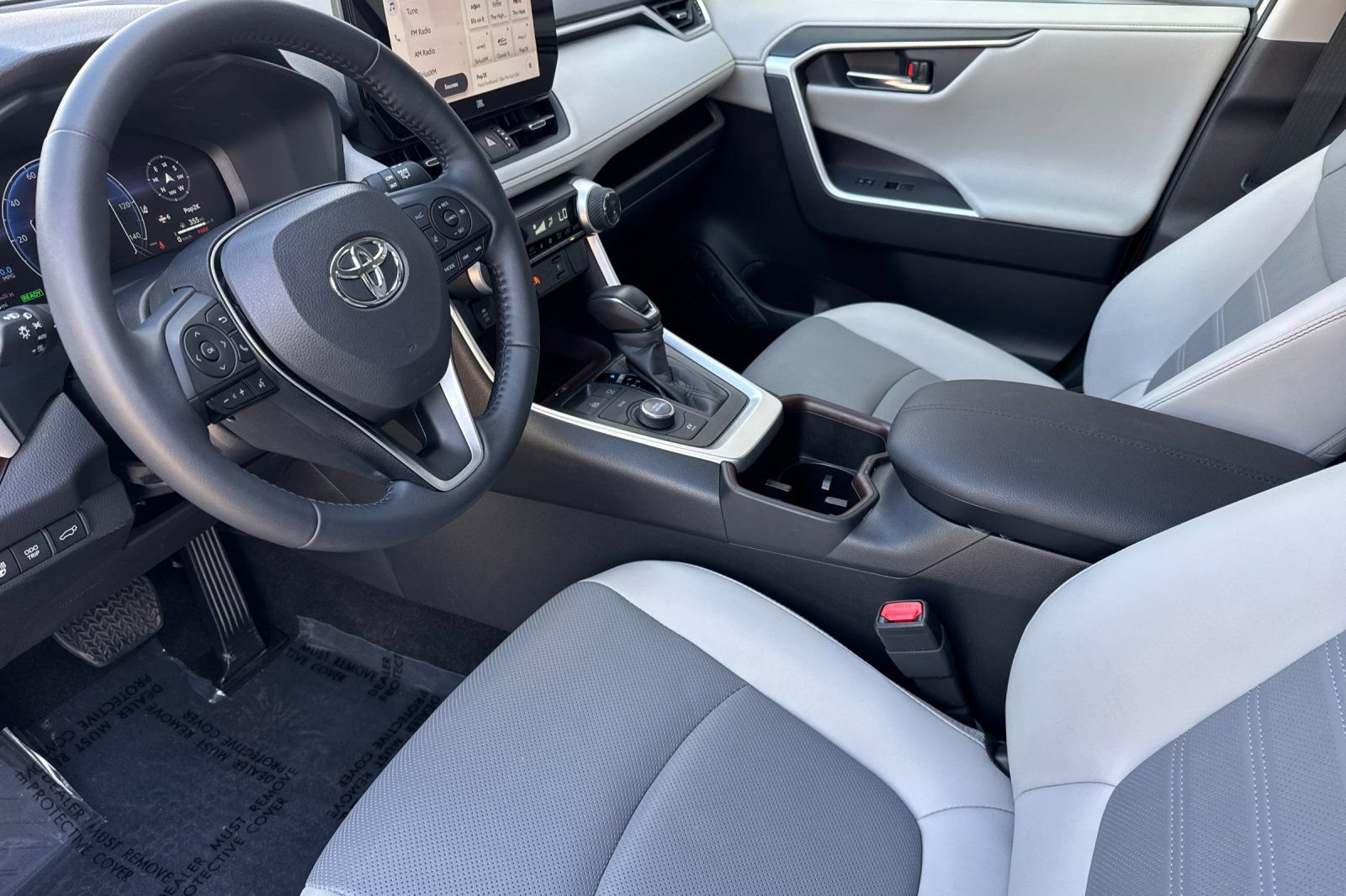 Certified 2025 Toyota RAV4 Limited AWD/4WD image 12