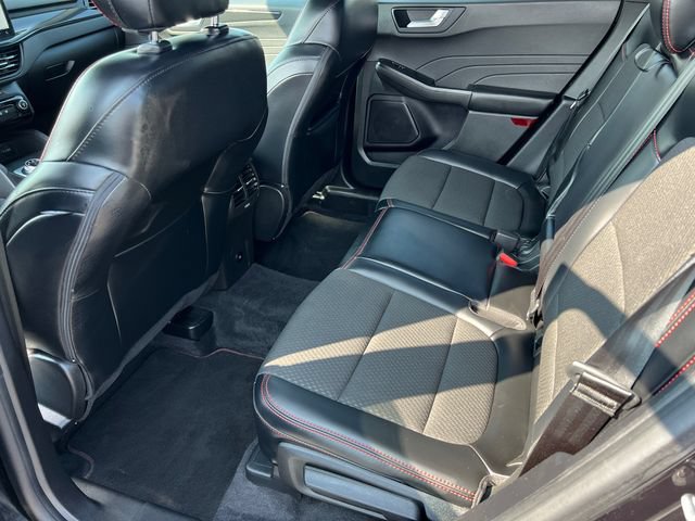 Certified 2023 Ford Escape ST-Line w/ Tech Pack #1 FWD image 25