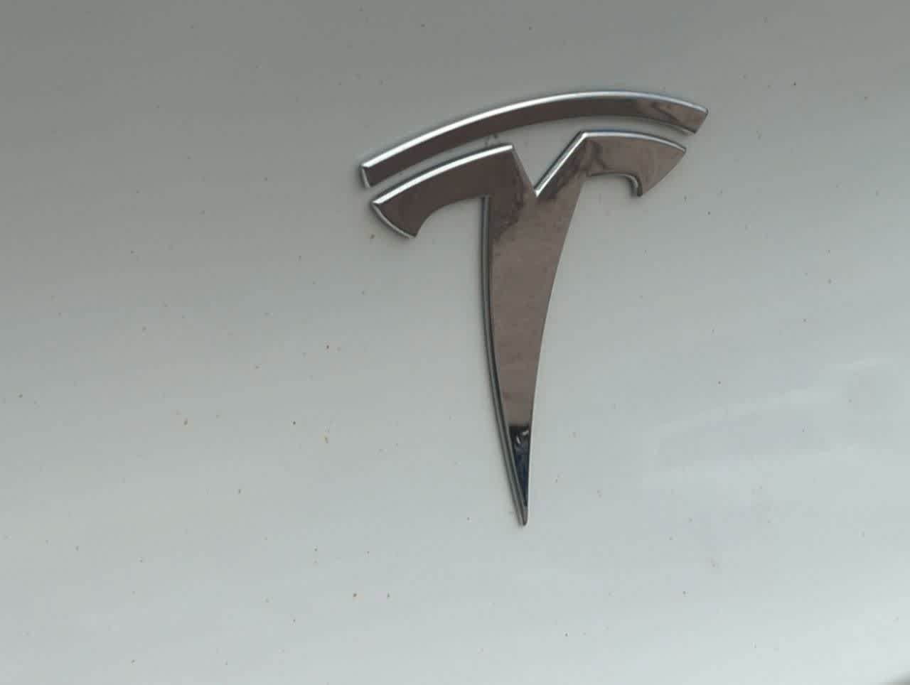 Used 2021 Tesla Model Y Long Range AWD/4WD image 12