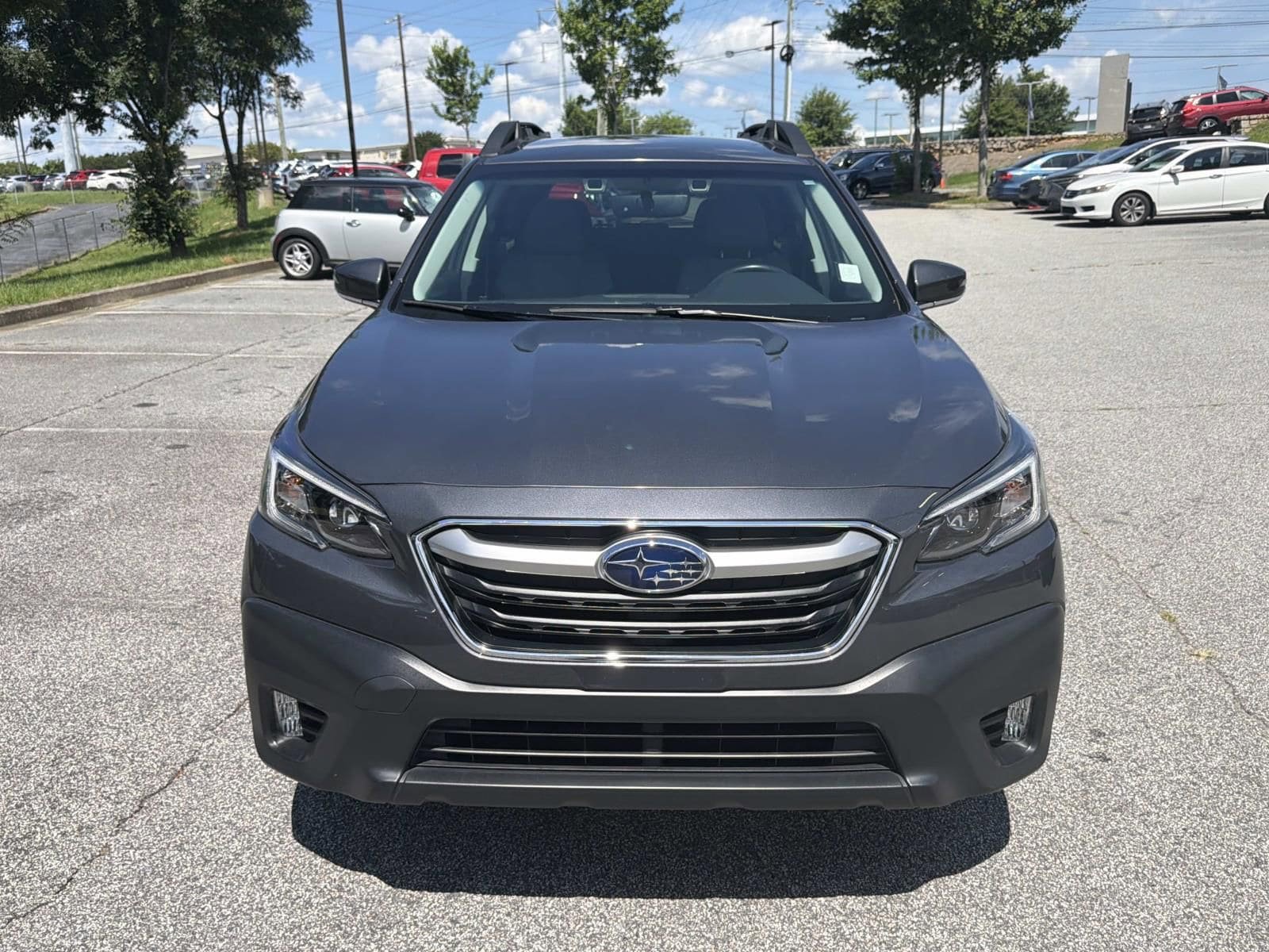 Used 2020 Subaru Outback Premium w/ Popular Package #1 AWD/4WD image 2