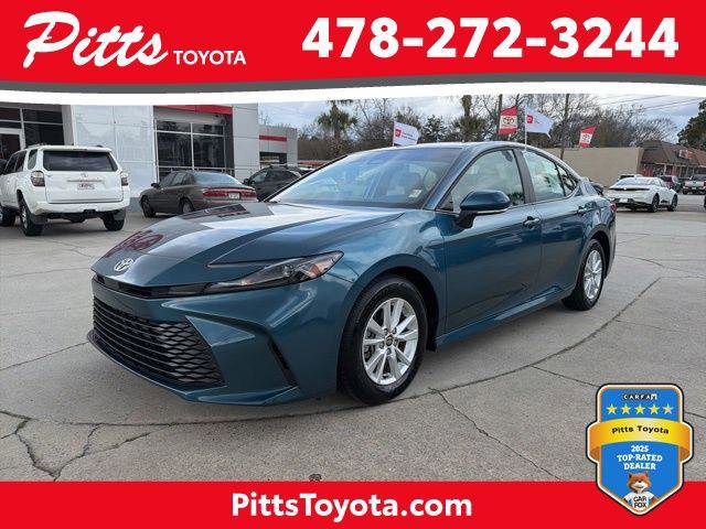 Certified 2025 Toyota Camry LE w/ Convenience Package image 1