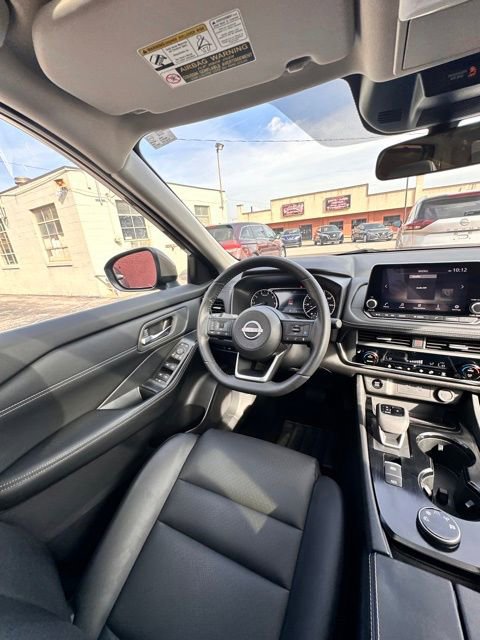Certified 2024 Nissan Rogue SV w/ SV Premium Package AWD/4WD image 29