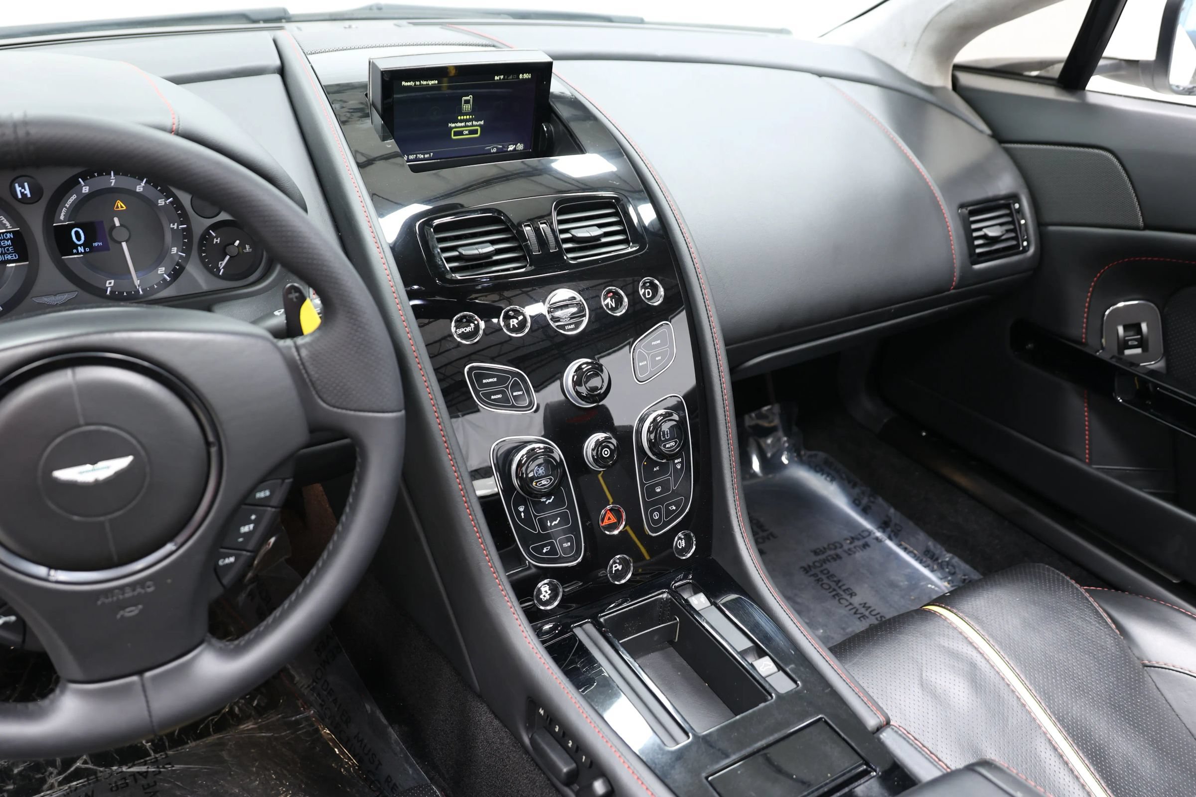 Used 2016 Aston Martin V8 Vantage GT RWD image 28