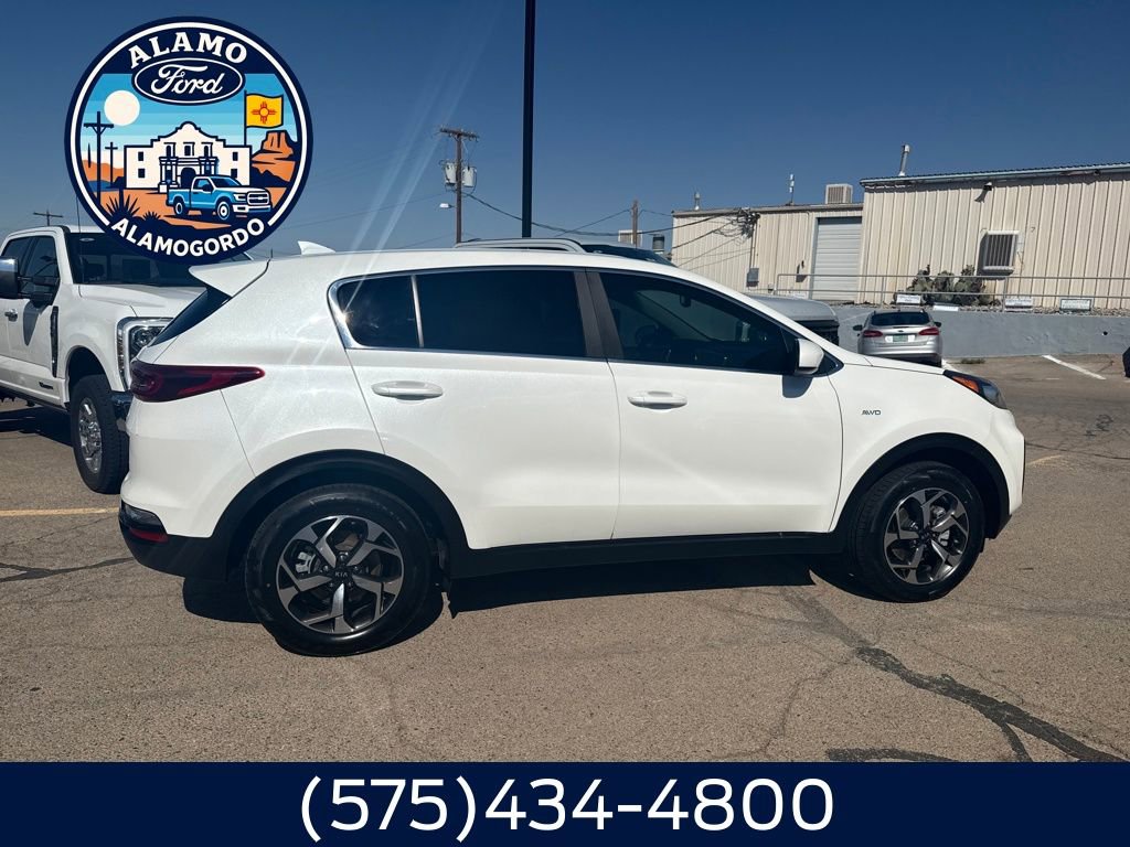 Used 2022 Kia Sportage LX image 14