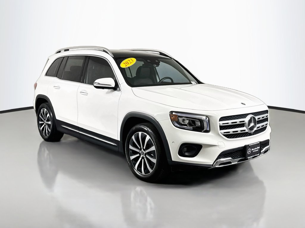 Used 2023 Mercedes-Benz GLB 250 4MATIC image 1