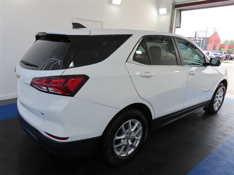 Used 2024 Chevrolet Equinox LT FWD image 15
