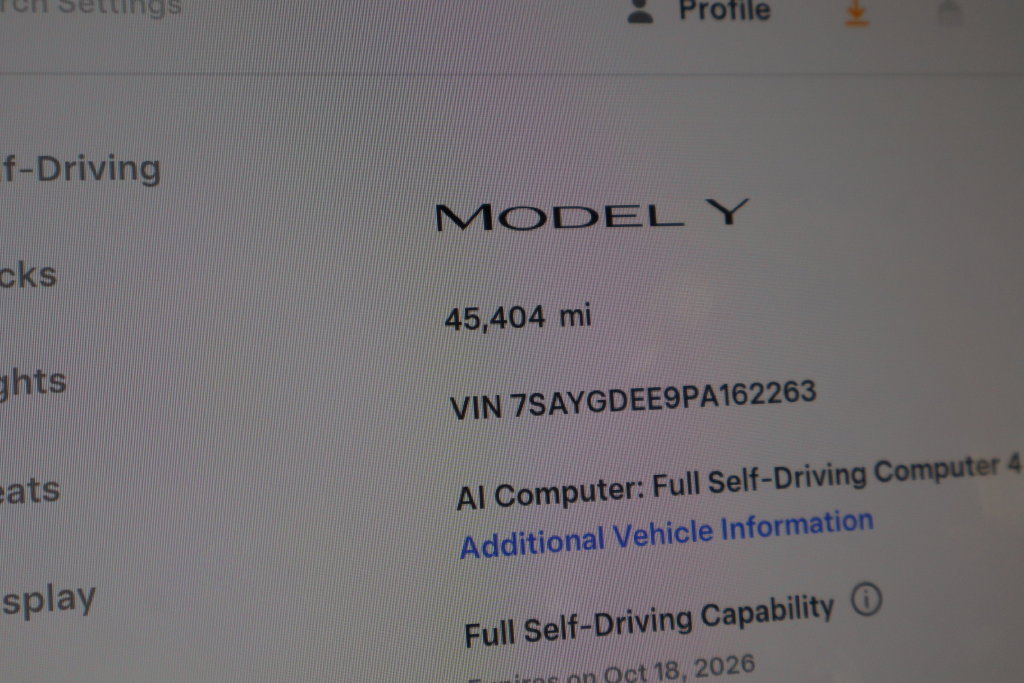 Used 2023 Tesla Model Y Long Range AWD/4WD image 41