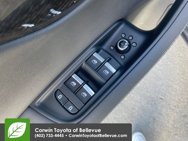 Used 2025 Audi Q7 3.0T Premium Plus image 11