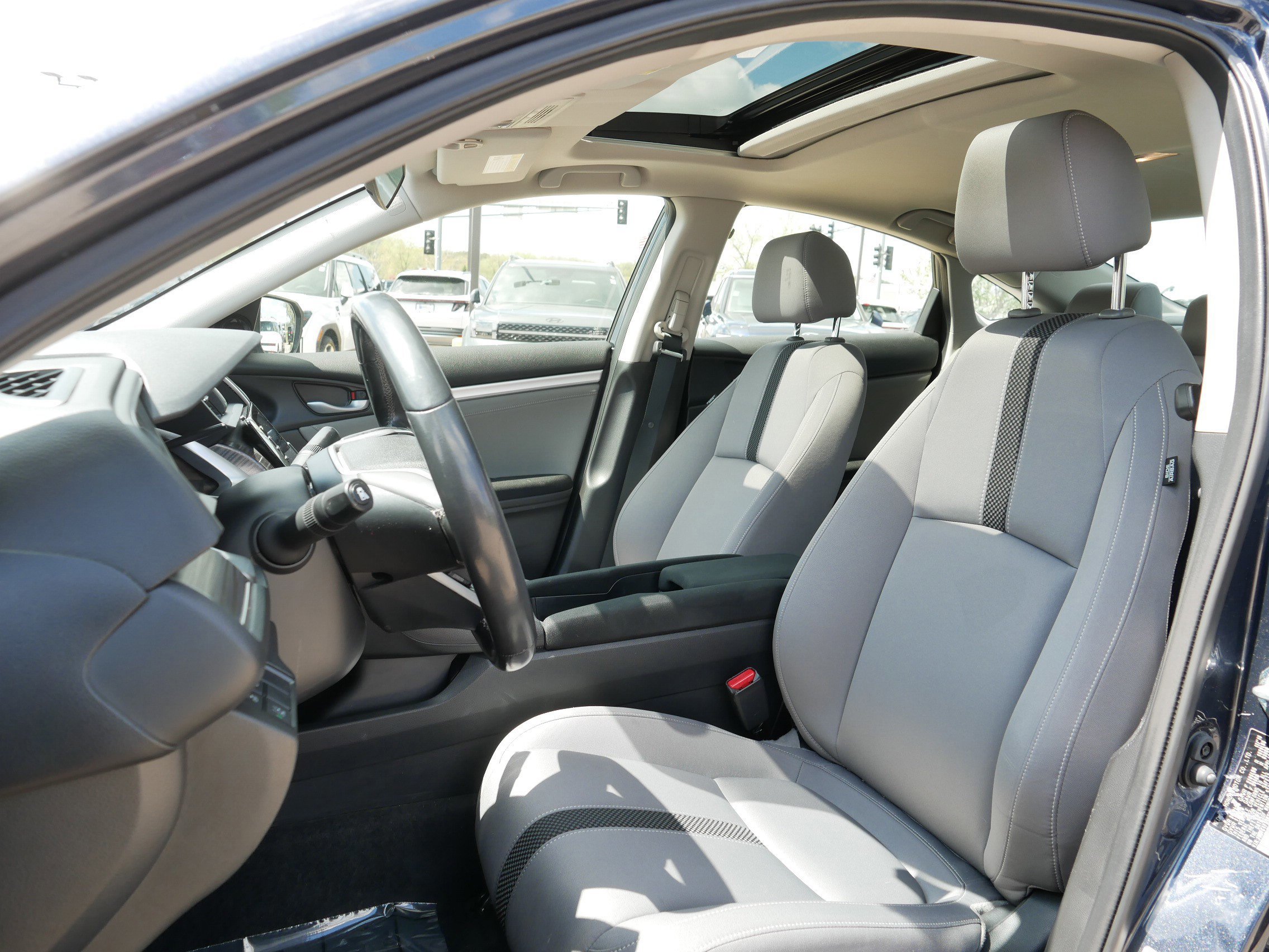 Used 2019 Honda Civic EX image 14