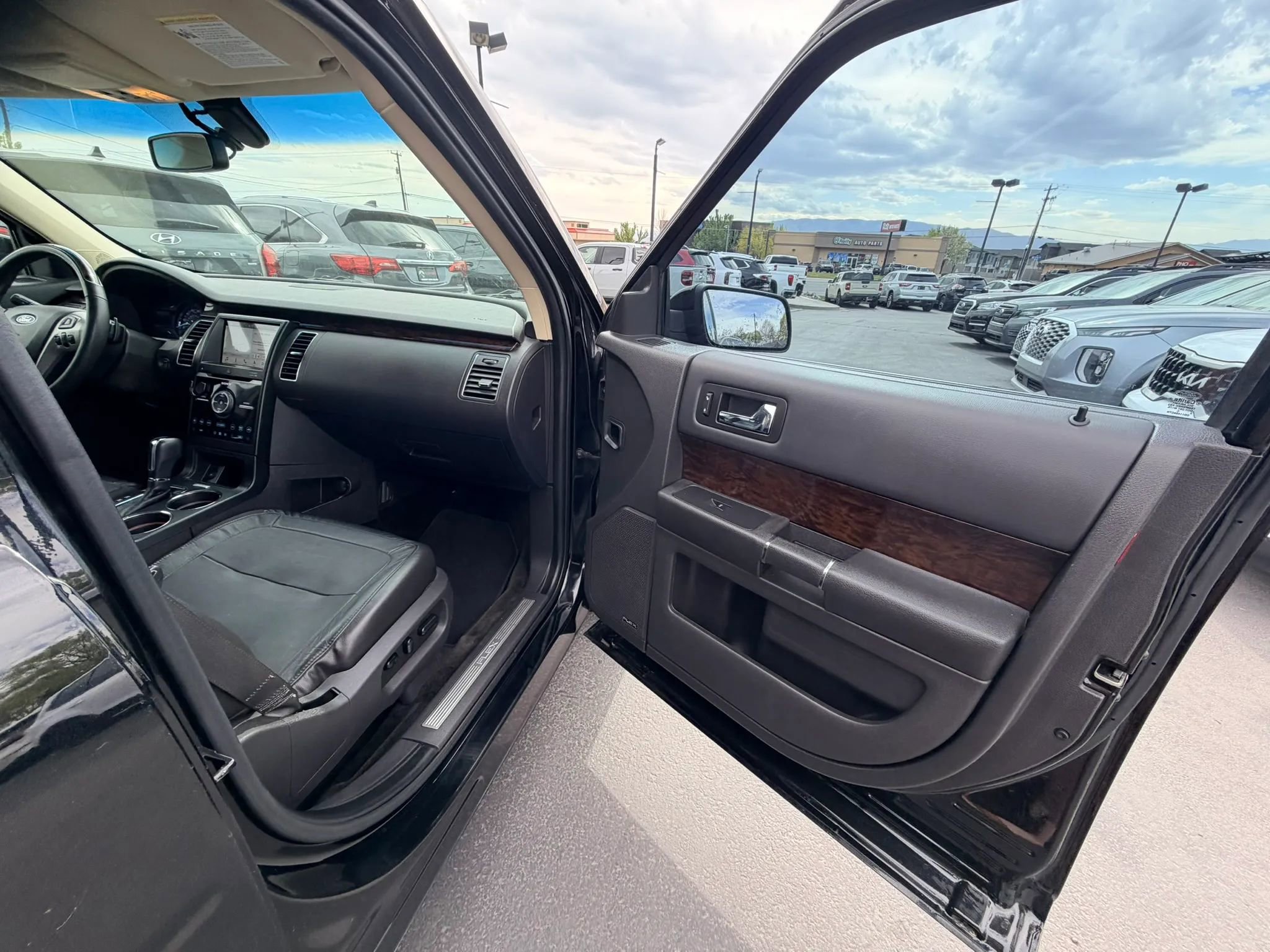 Used 2016 Ford Flex Limited image 34