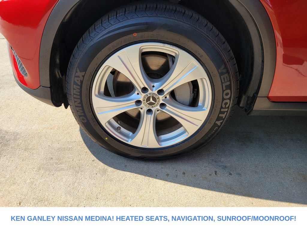 Used 2018 Mercedes-Benz GLC 300 4MATIC image 18