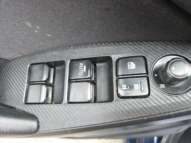Used 2015 MAZDA MAZDA3 i SV FWD image 29